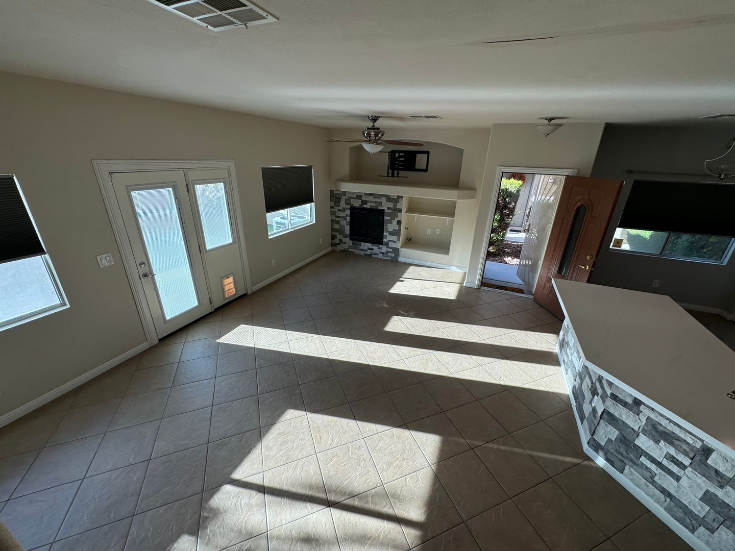 Well designed town home with attached garage. – photo 5