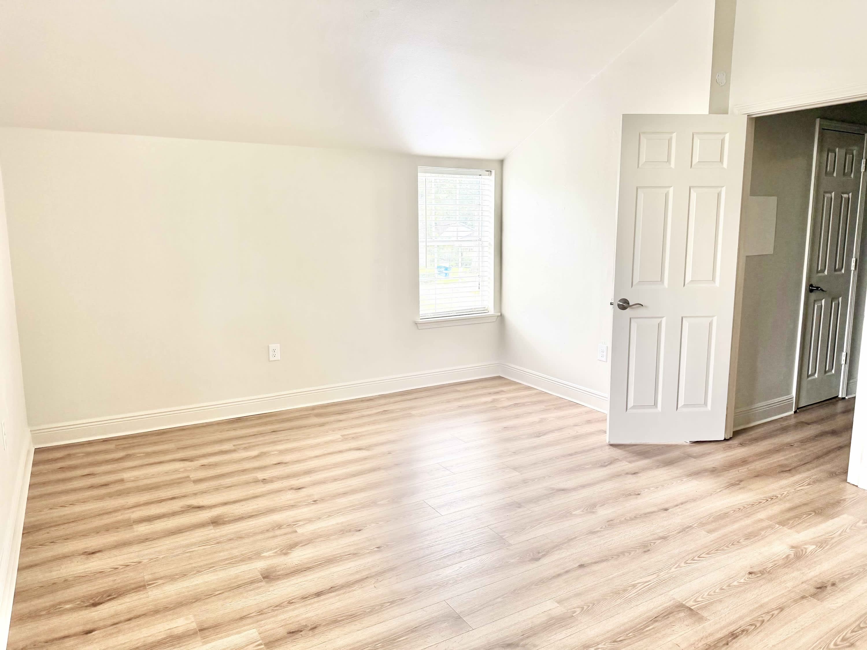 7980 Lasalle Avenue – photo 5