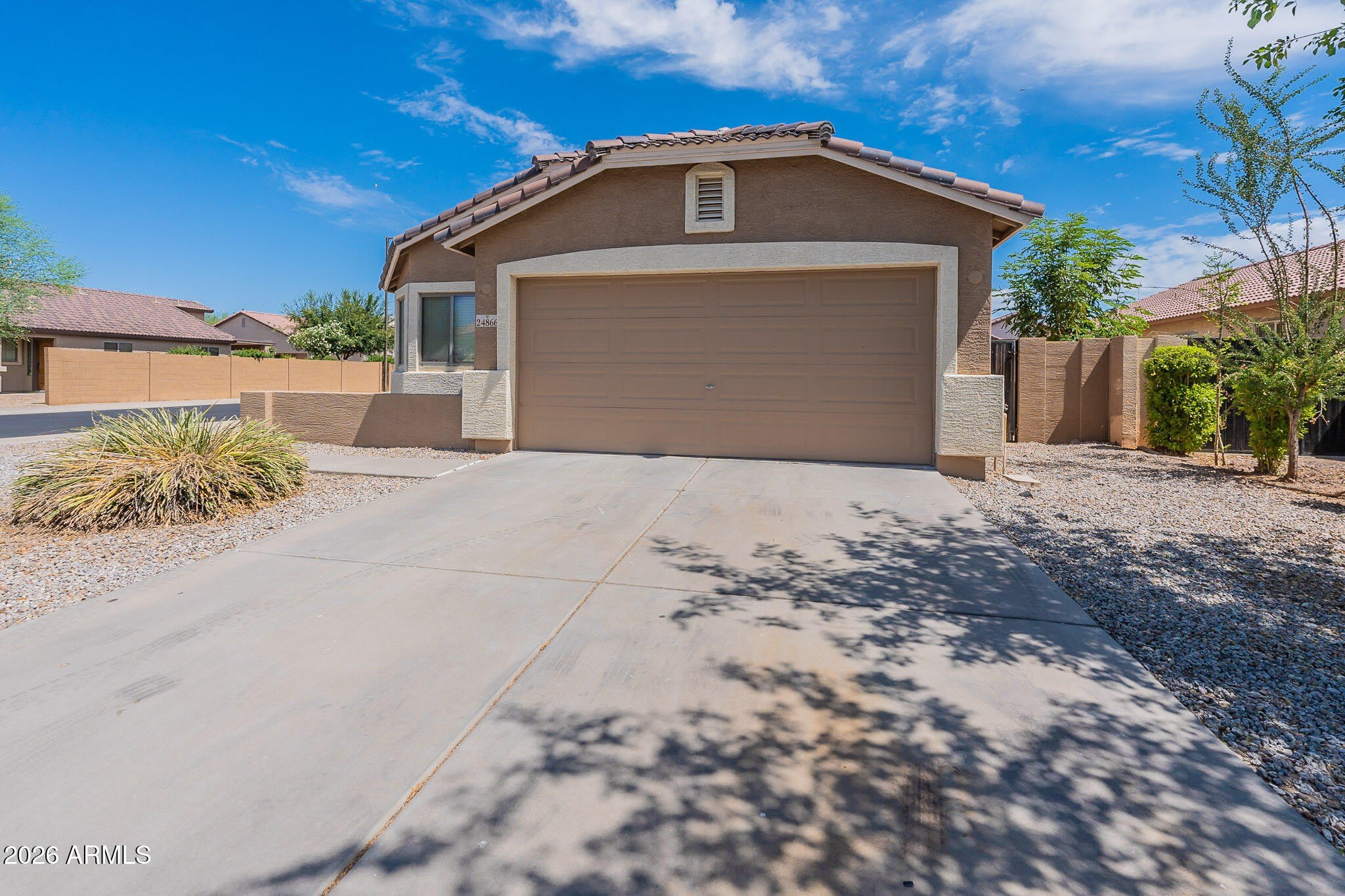24866 W Huntington Drive – photo 1