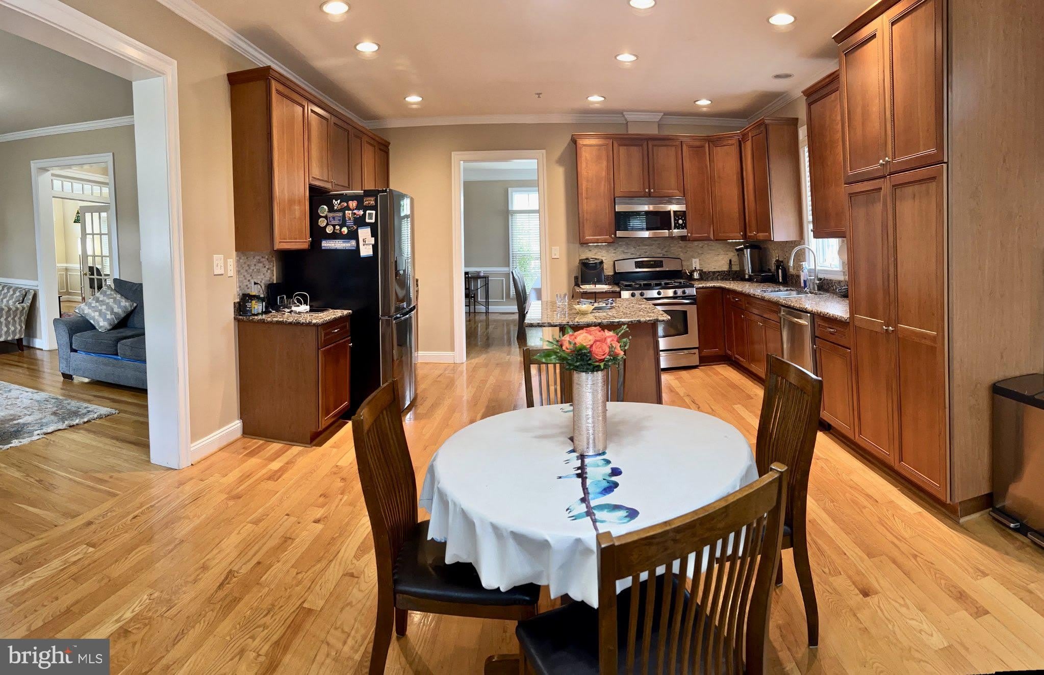 202 MARTINS Lane – photo 4