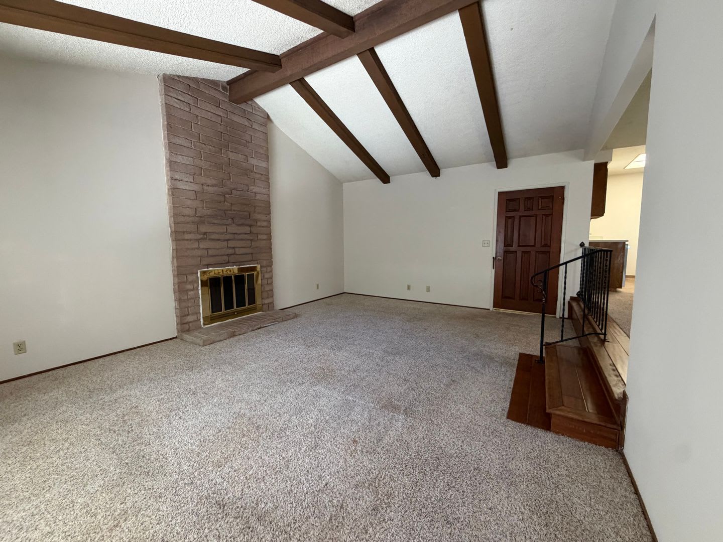 2 Bedroom Fair Oaks Charmer – photo 5