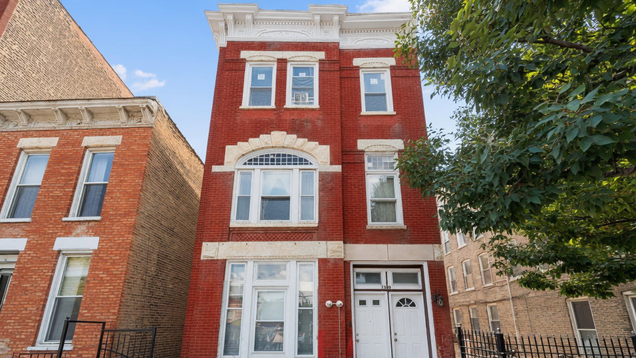 1309 West Huron Street – photo 1