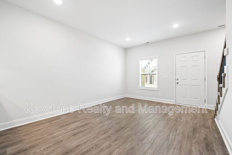 760 Tracy Lane – photo 5