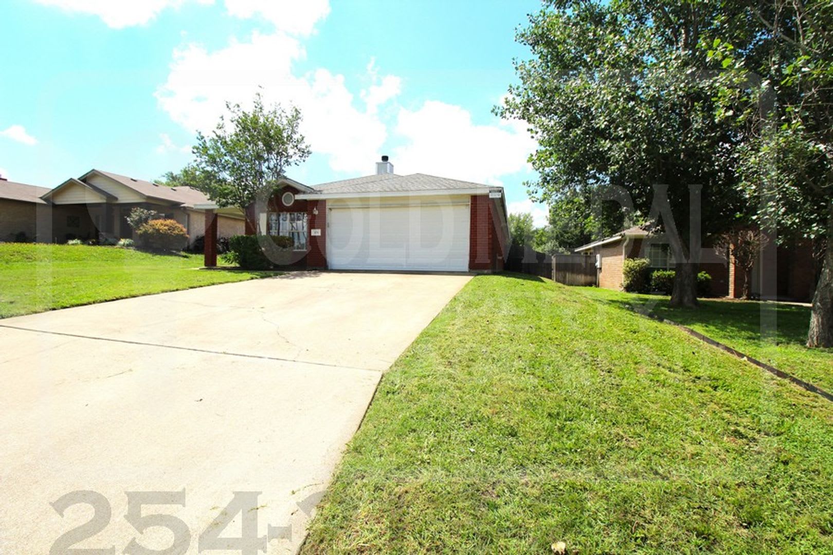 Now Leasing – 106 Harvest Loop – photo 2