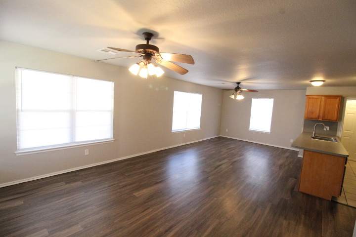 1900 Terrace Lawn Dr – photo 3