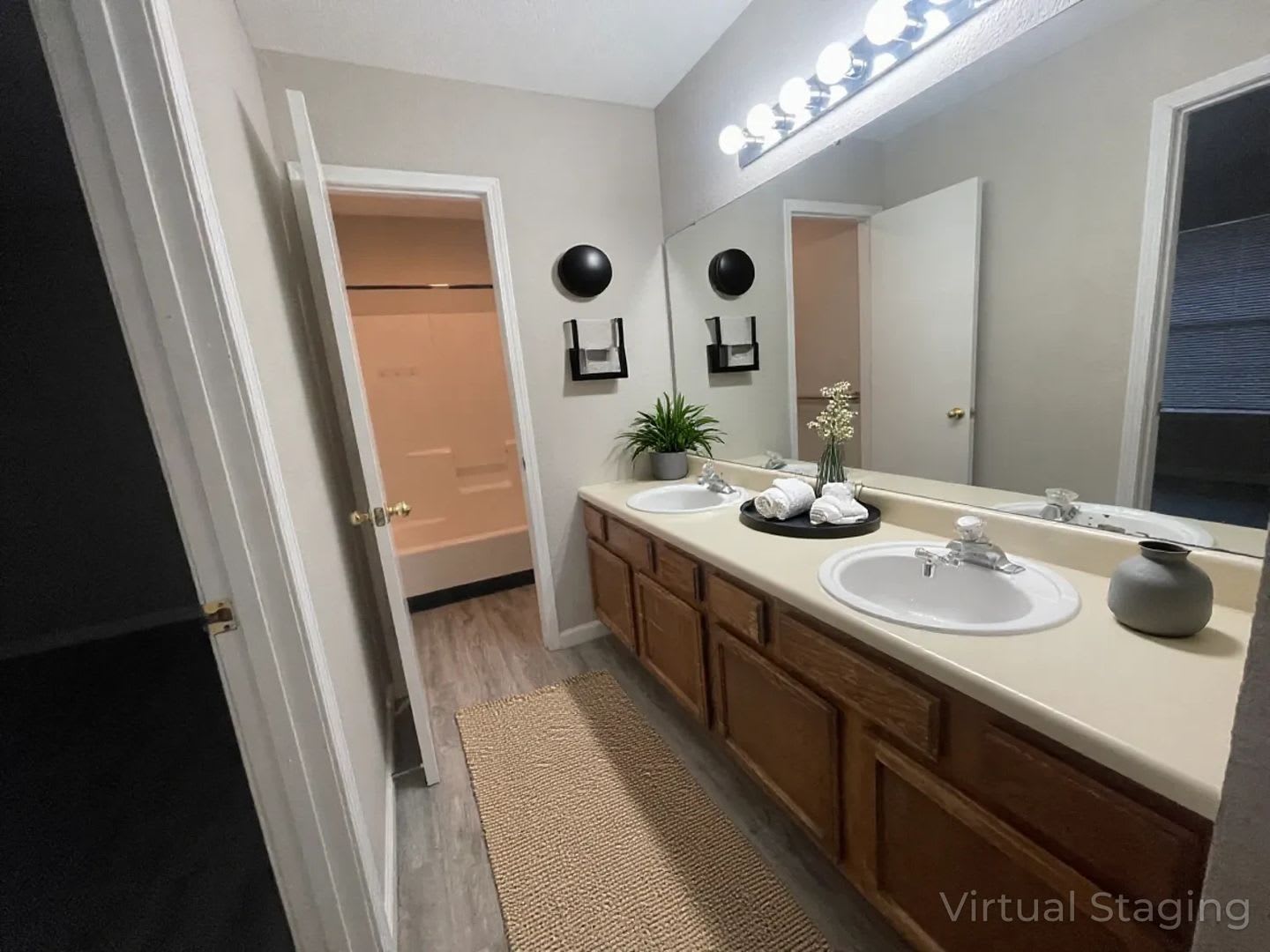 Nice 1 Bedroom 1 Bath Unfurnished Condo Recently Renovated – photo 5