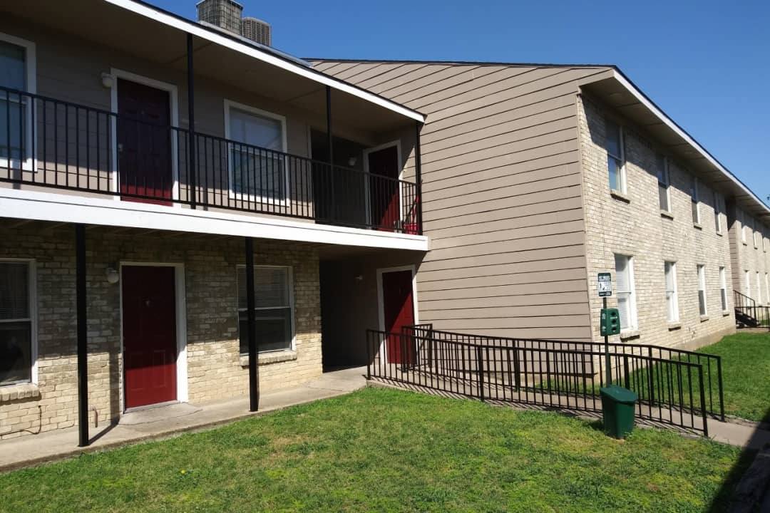 Oakwood Place – photo 1