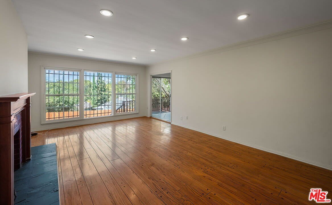 9149 Hillsboro Dr – photo 5