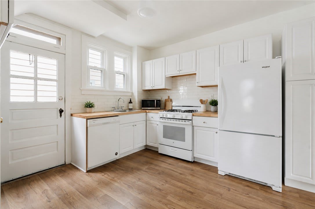 2651 Pioneer Ave – photo 5
