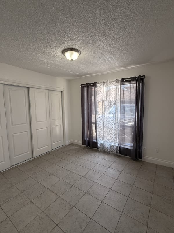 3555 South County Center Drive – photo 2