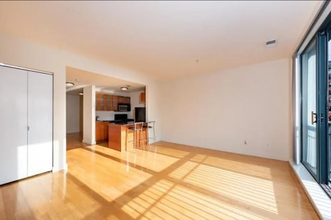 222 Montgomery St – photo 1