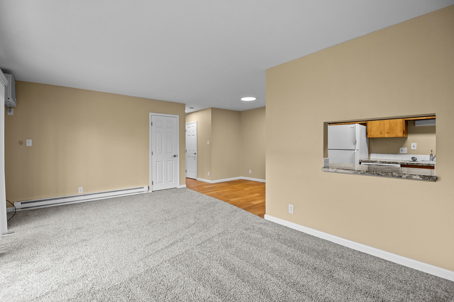 Sycamore Apartment – photo 4