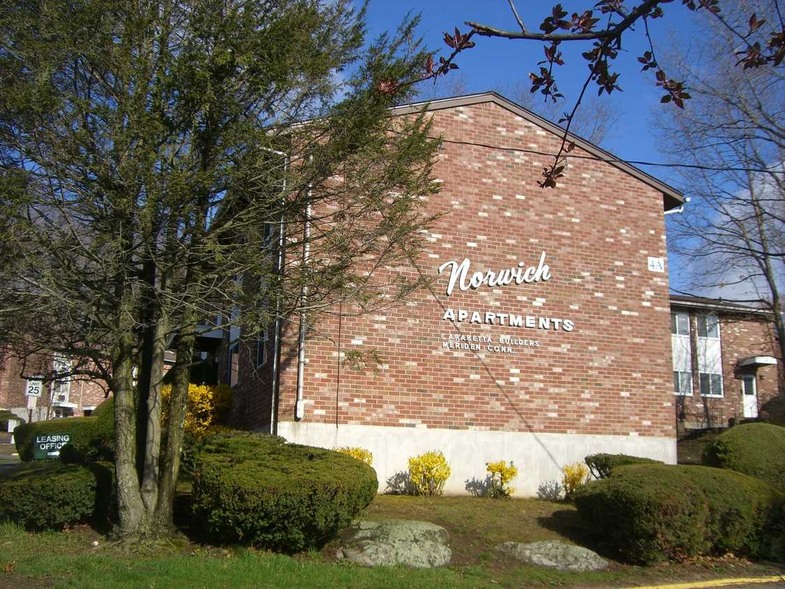 Norwich Apartments – photo 1
