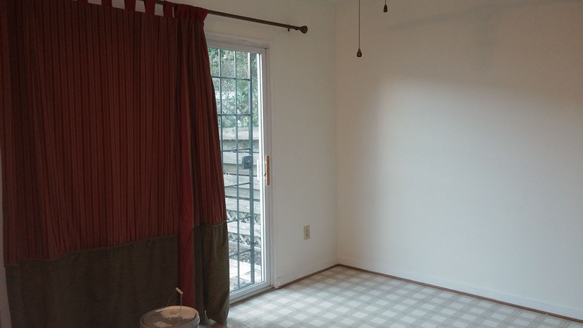 Spacious 2bd/1.5bth Condo Located in Laurel Square!! – photo 4