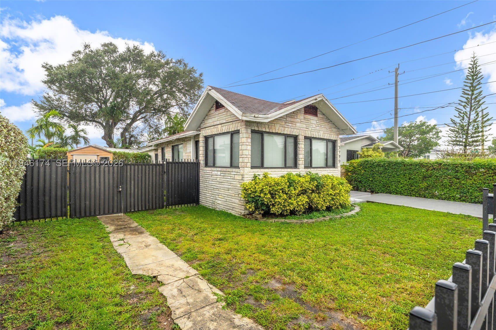 5790 SW 5th St – photo 3