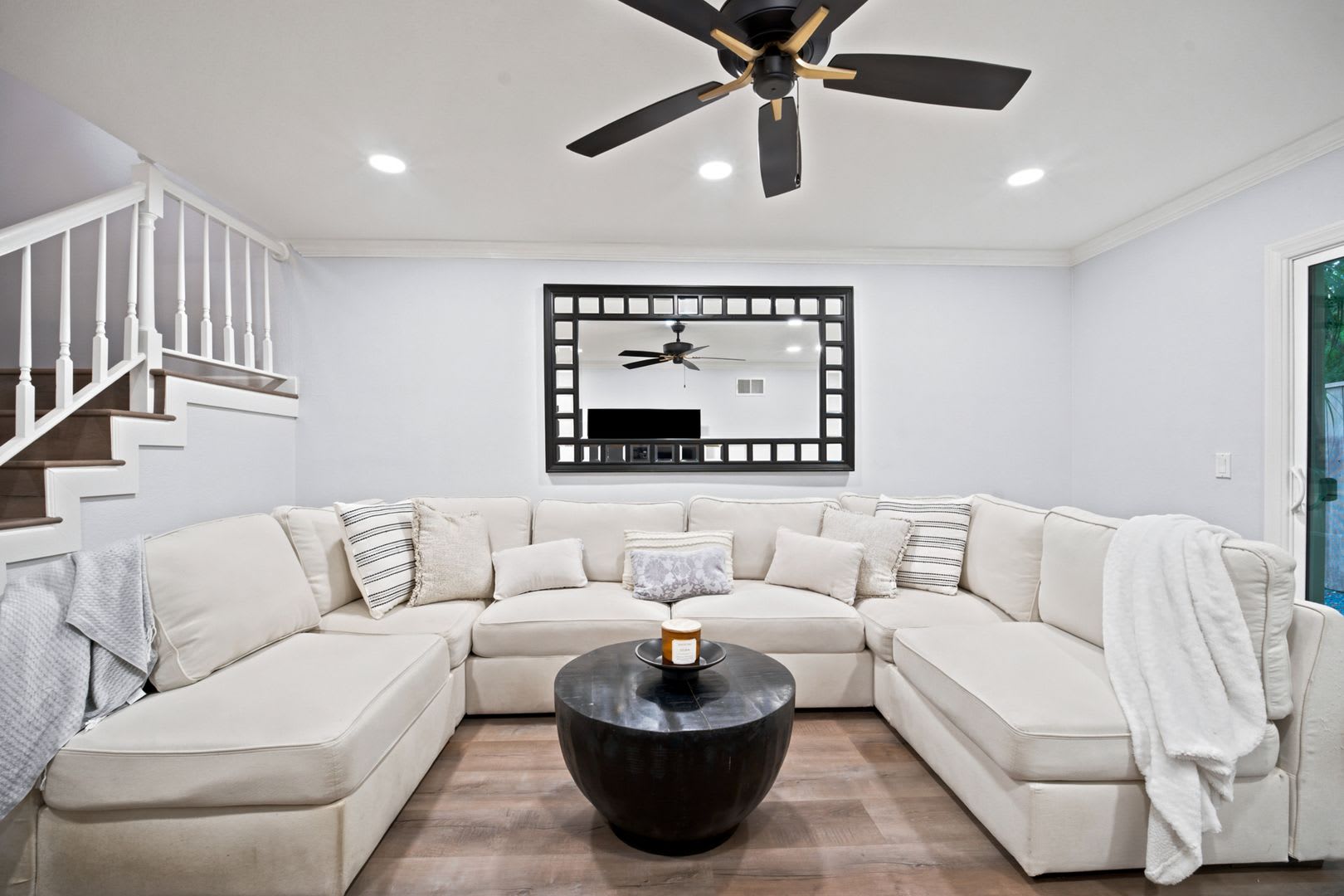 6767 Pheasant Lane – photo 3