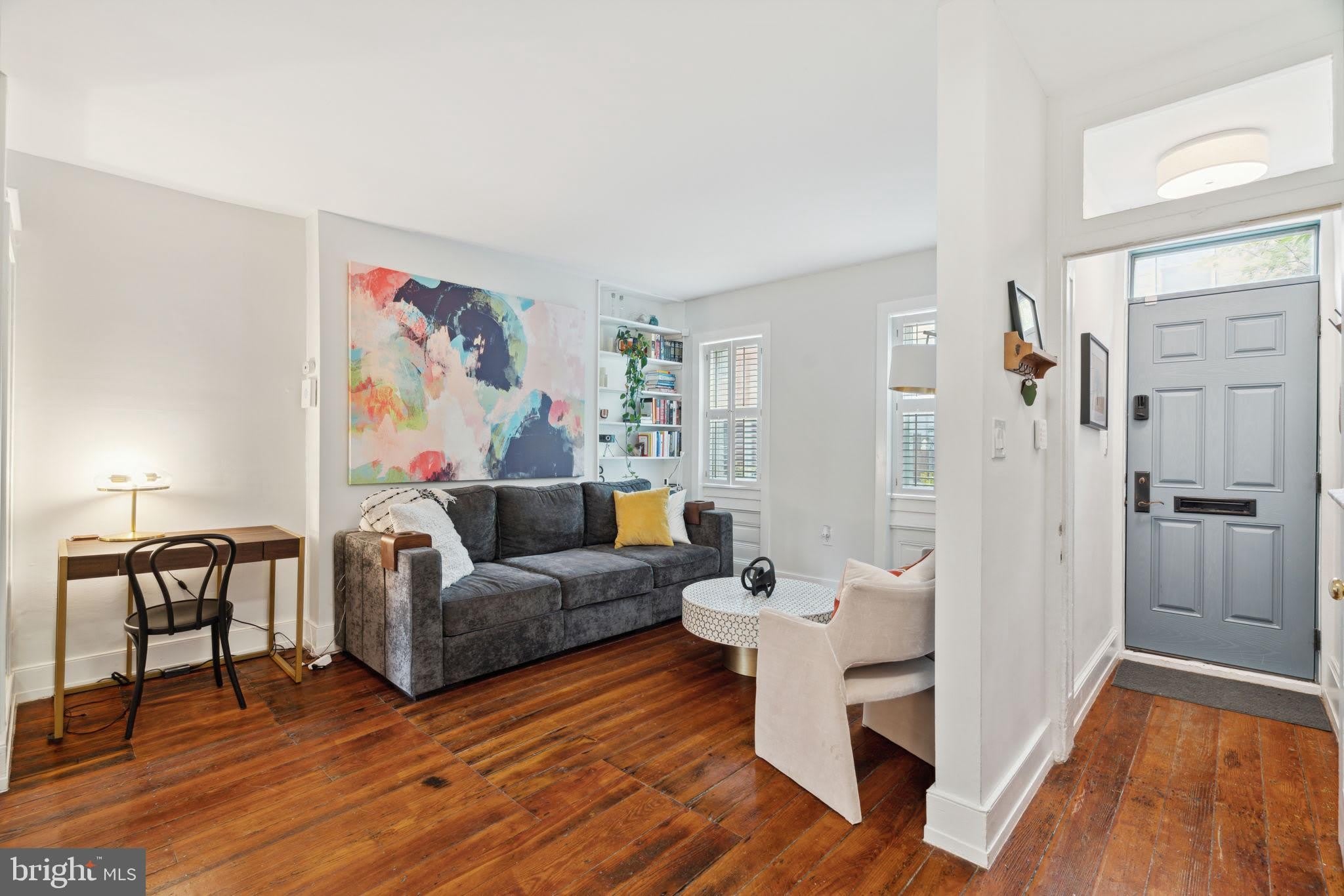 1911 PEMBERTON Street – photo 2