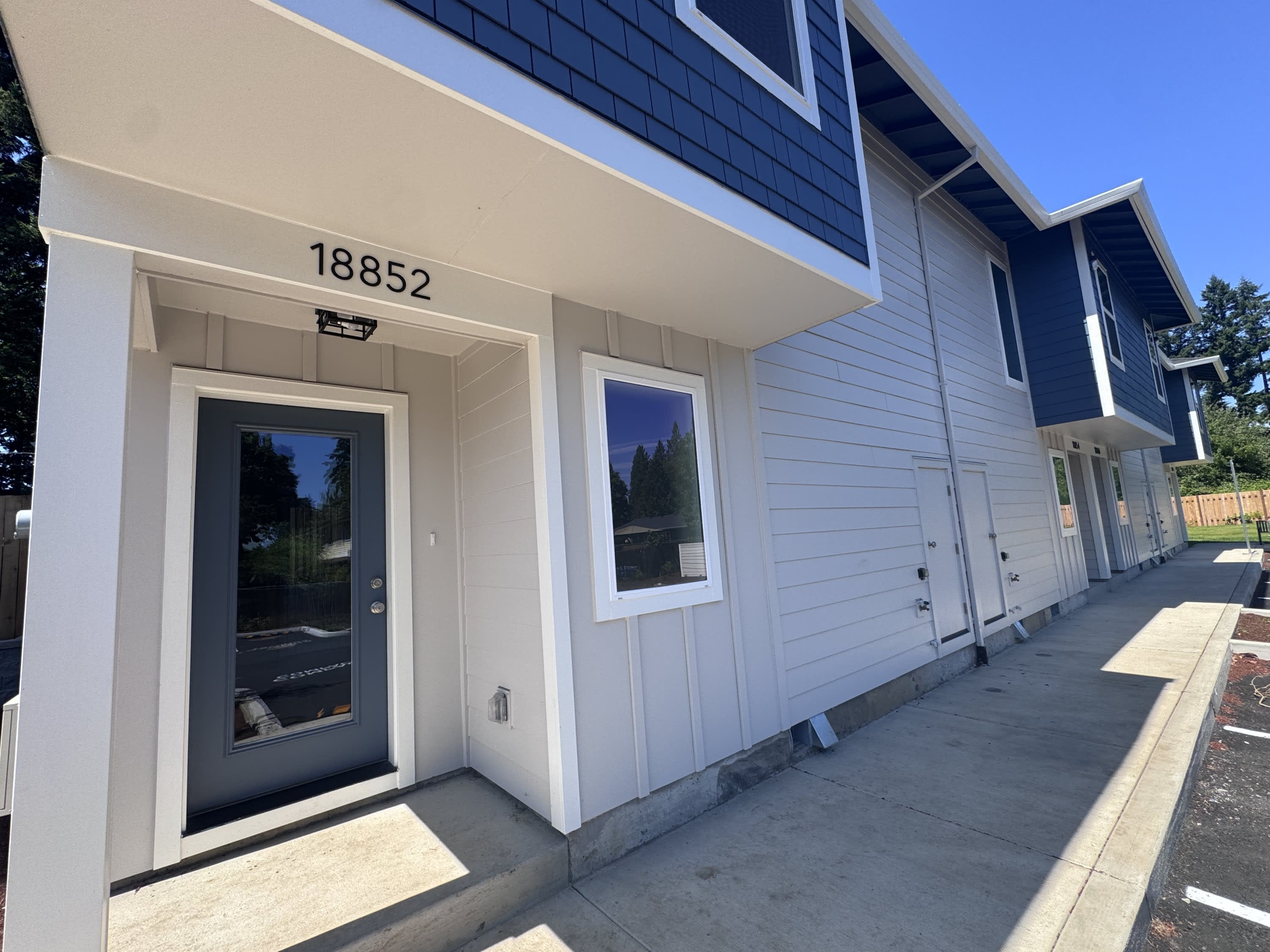 18852 SE MILDRED ST – photo 2