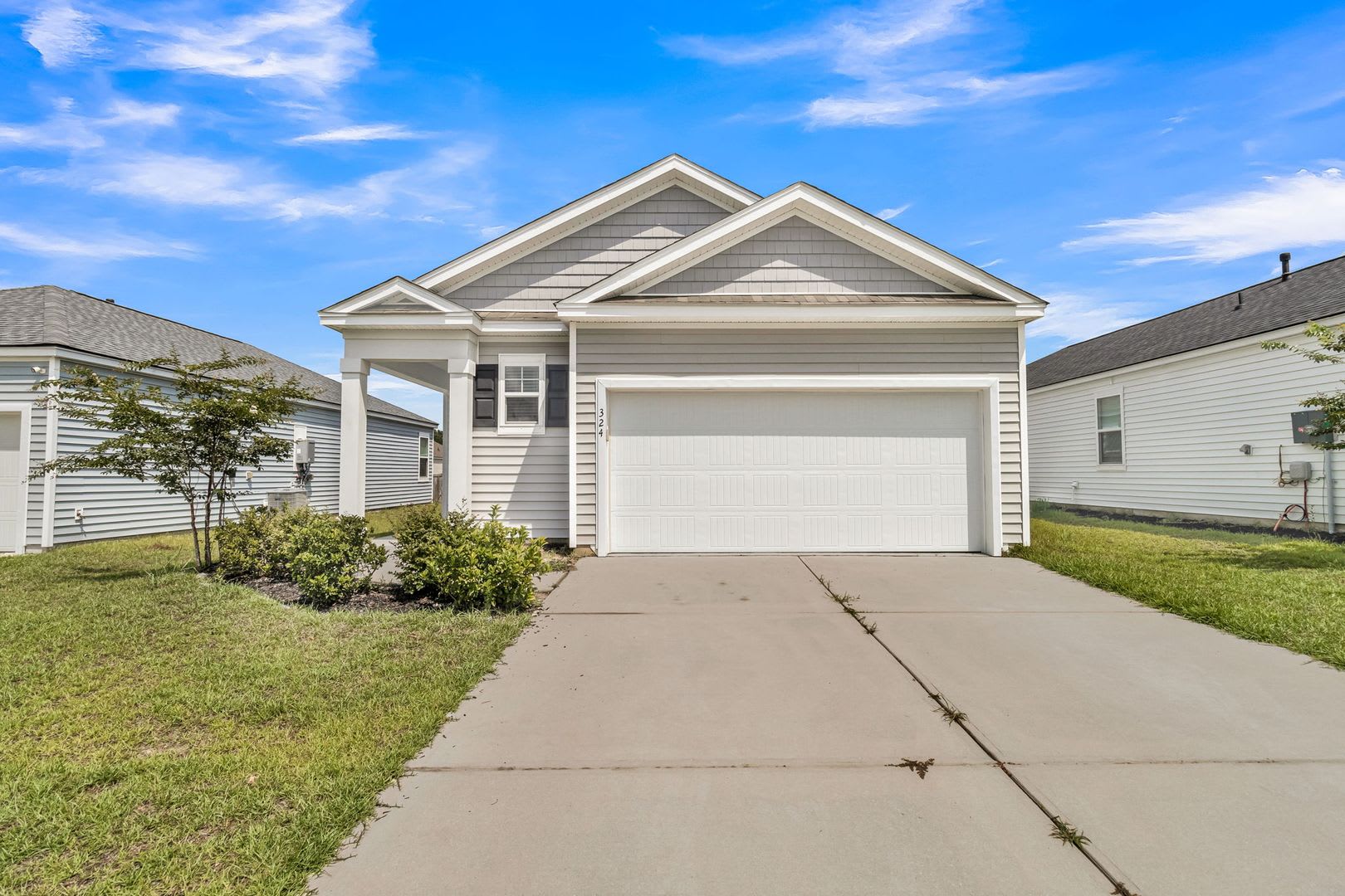 Modern Comfort In The Heart Of Ladson – photo 1