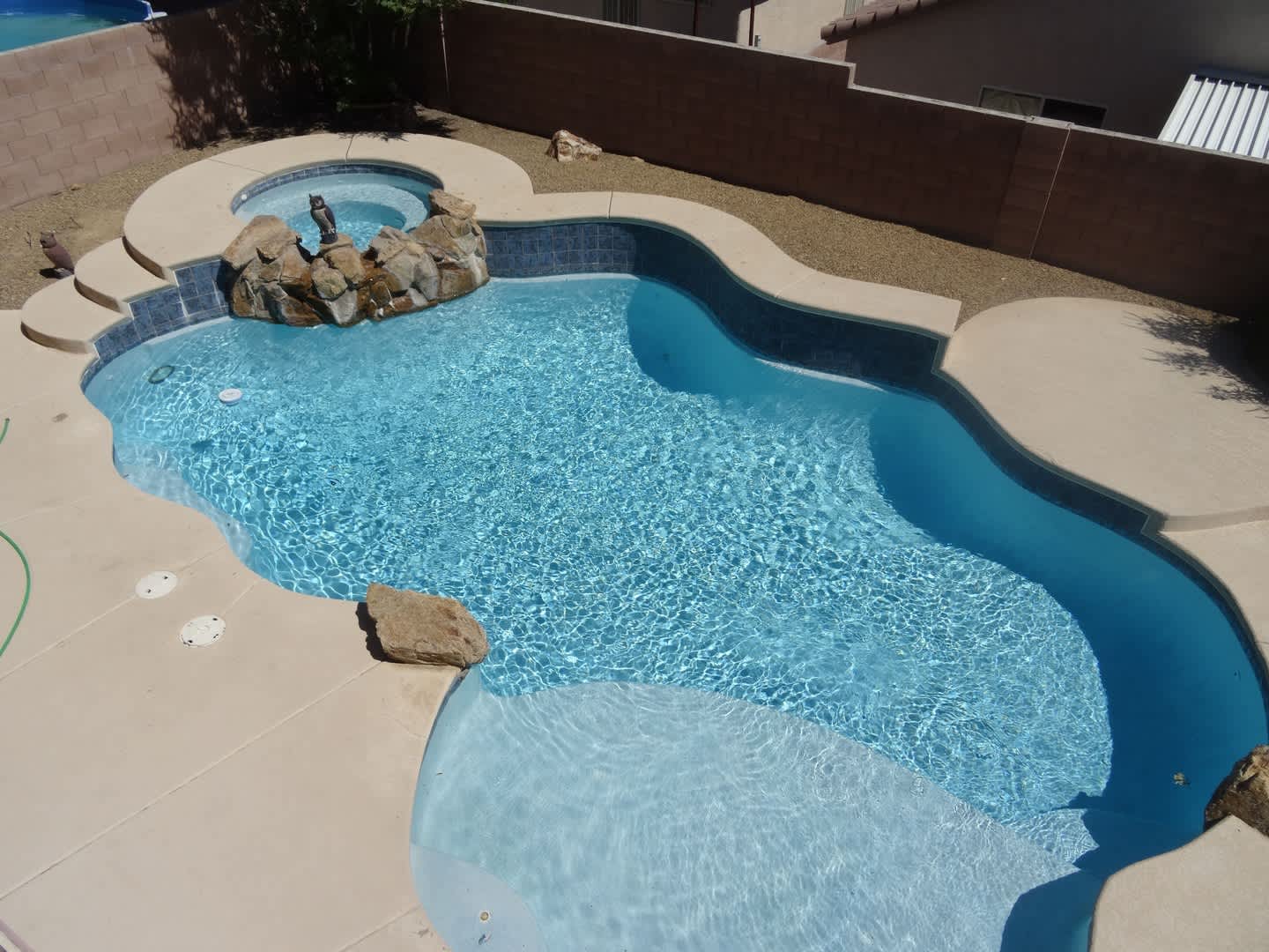 GREAT 2 STORY HOME W/ POOL & SPA – photo 3