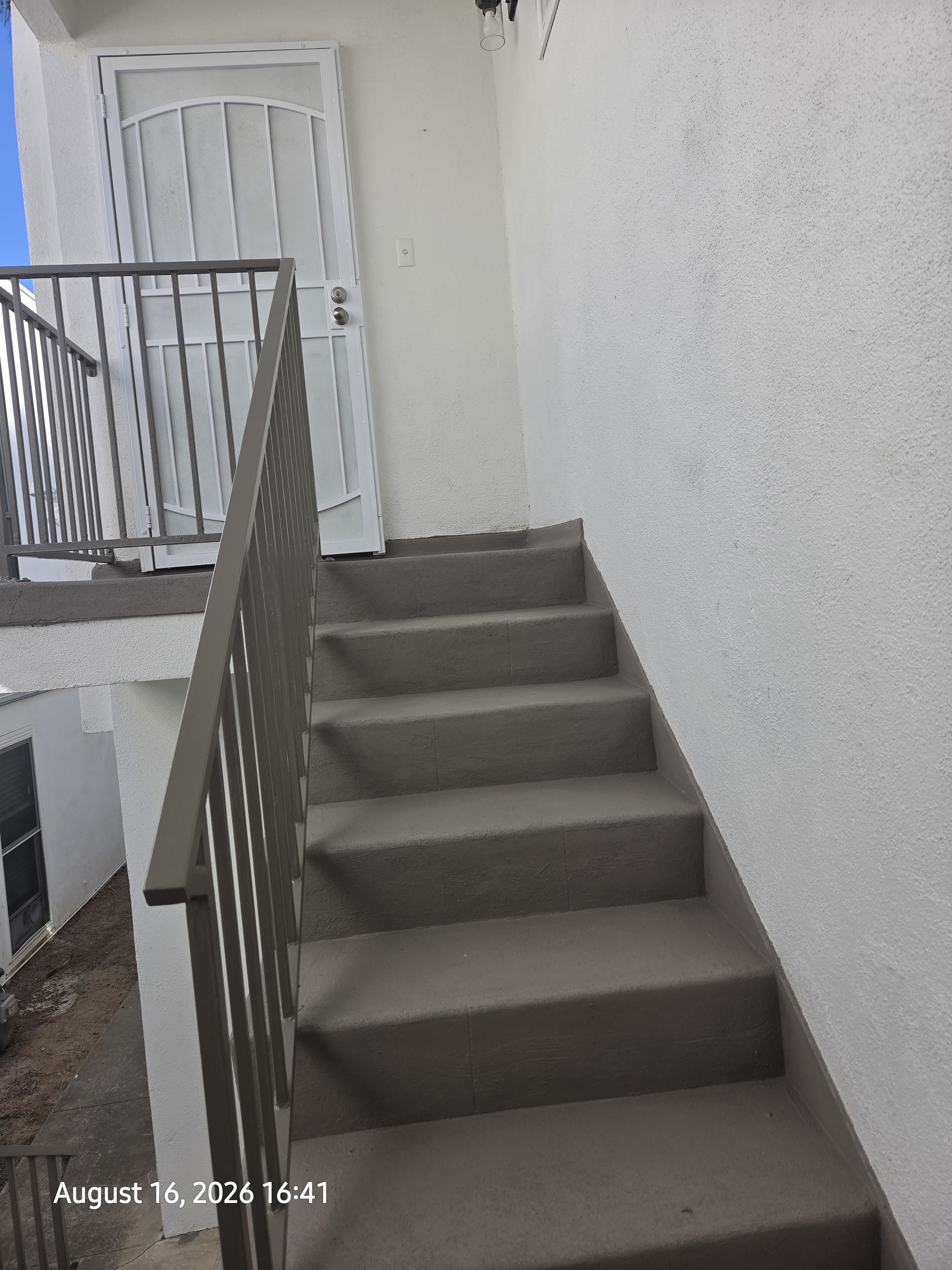 319 14th St – photo 1