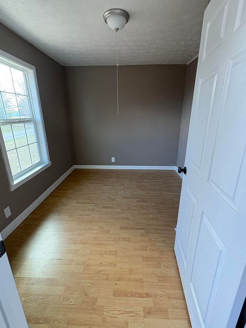3Br Home With Basement – photo 5