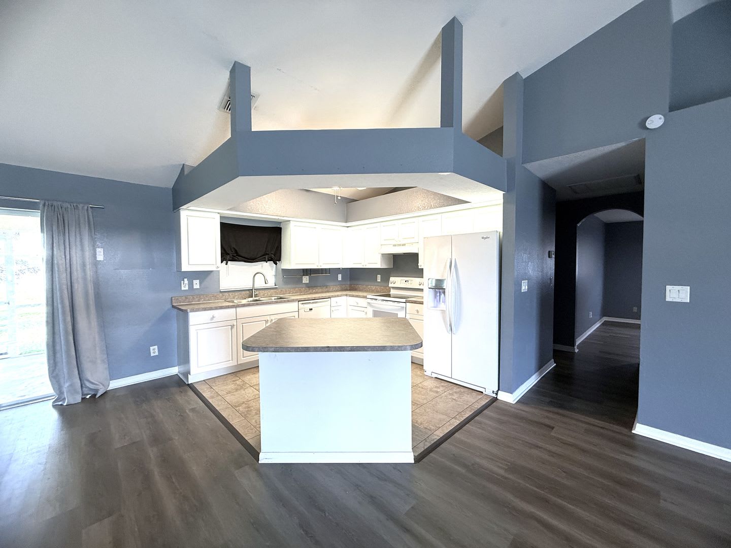 FIRST MONTH'S RENT FREE! STUNNING 4/2/2 IN NW CAPE! – photo 4