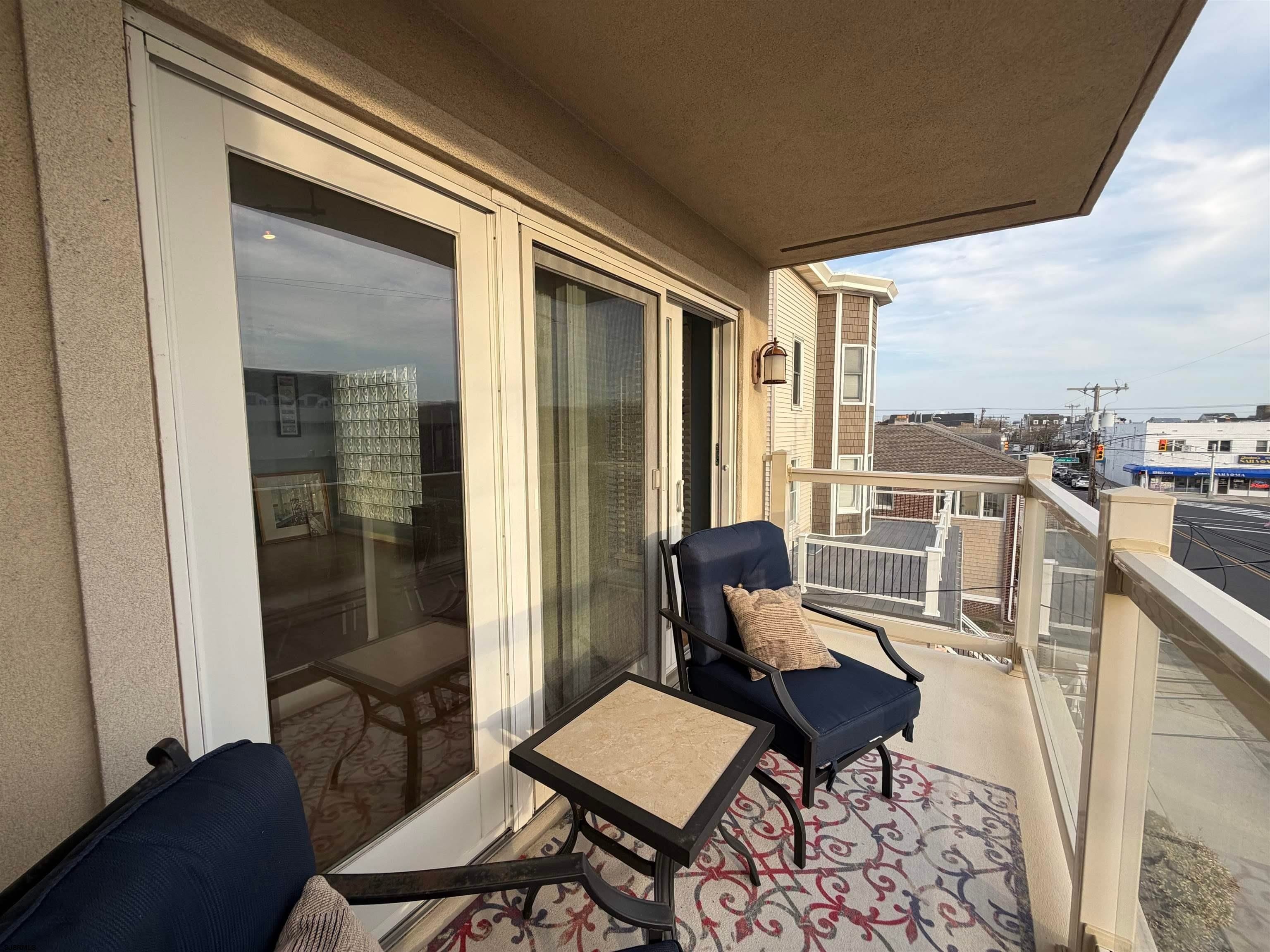 5 N New Haven Ave – photo 4