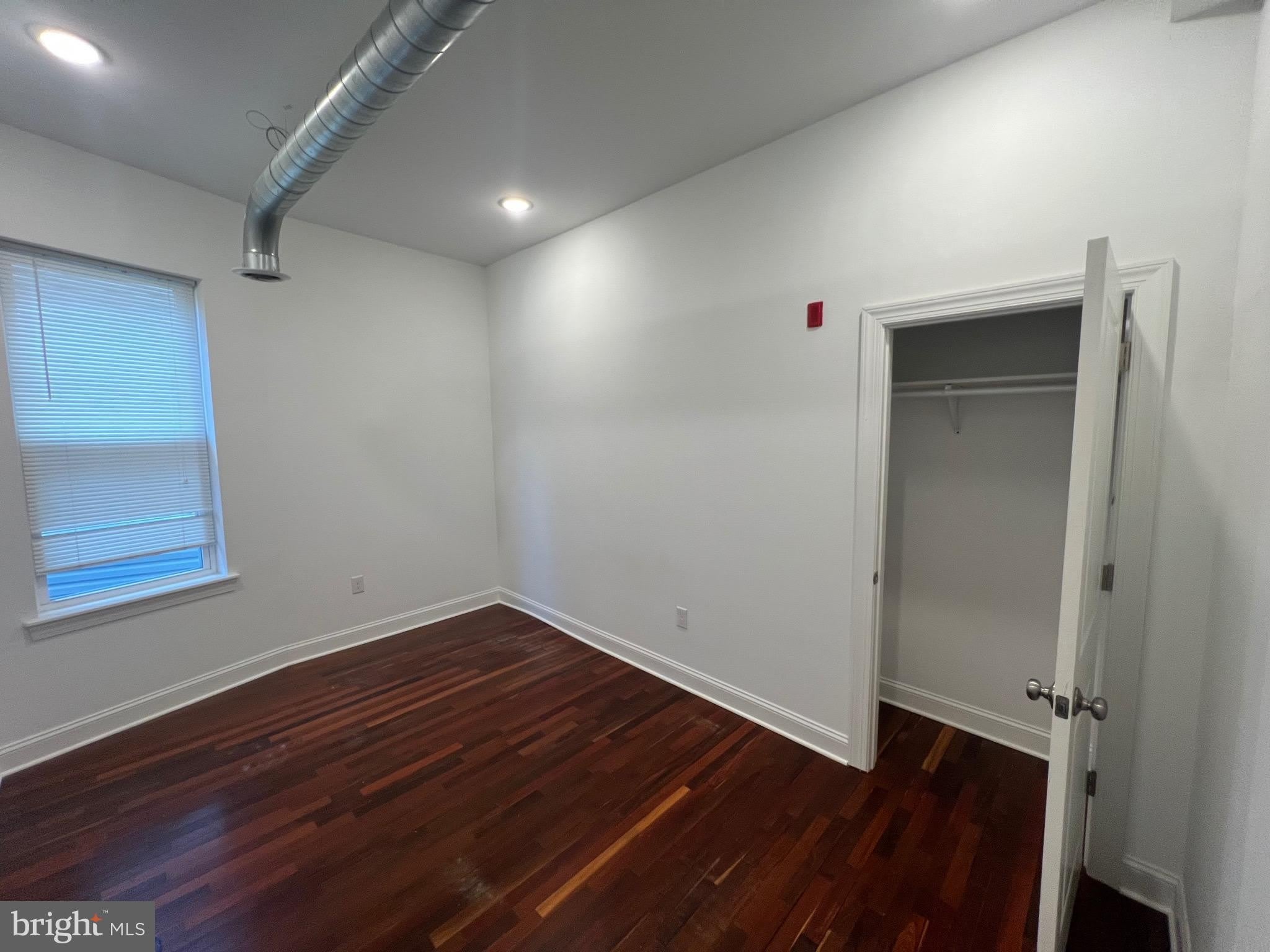 3228 W DIAMOND Street – photo 5