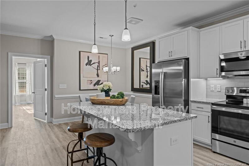 188 Gallery Dr – photo 2