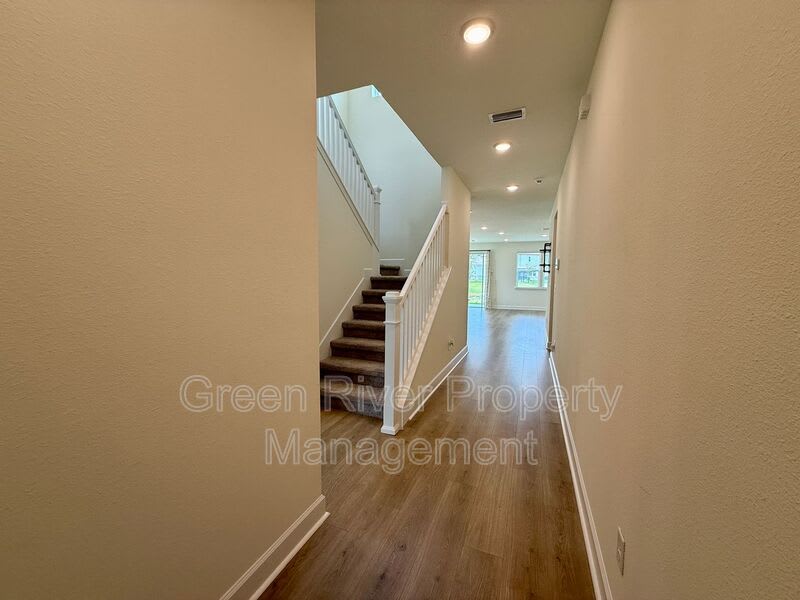 3435 Auvenshine Way – photo 4