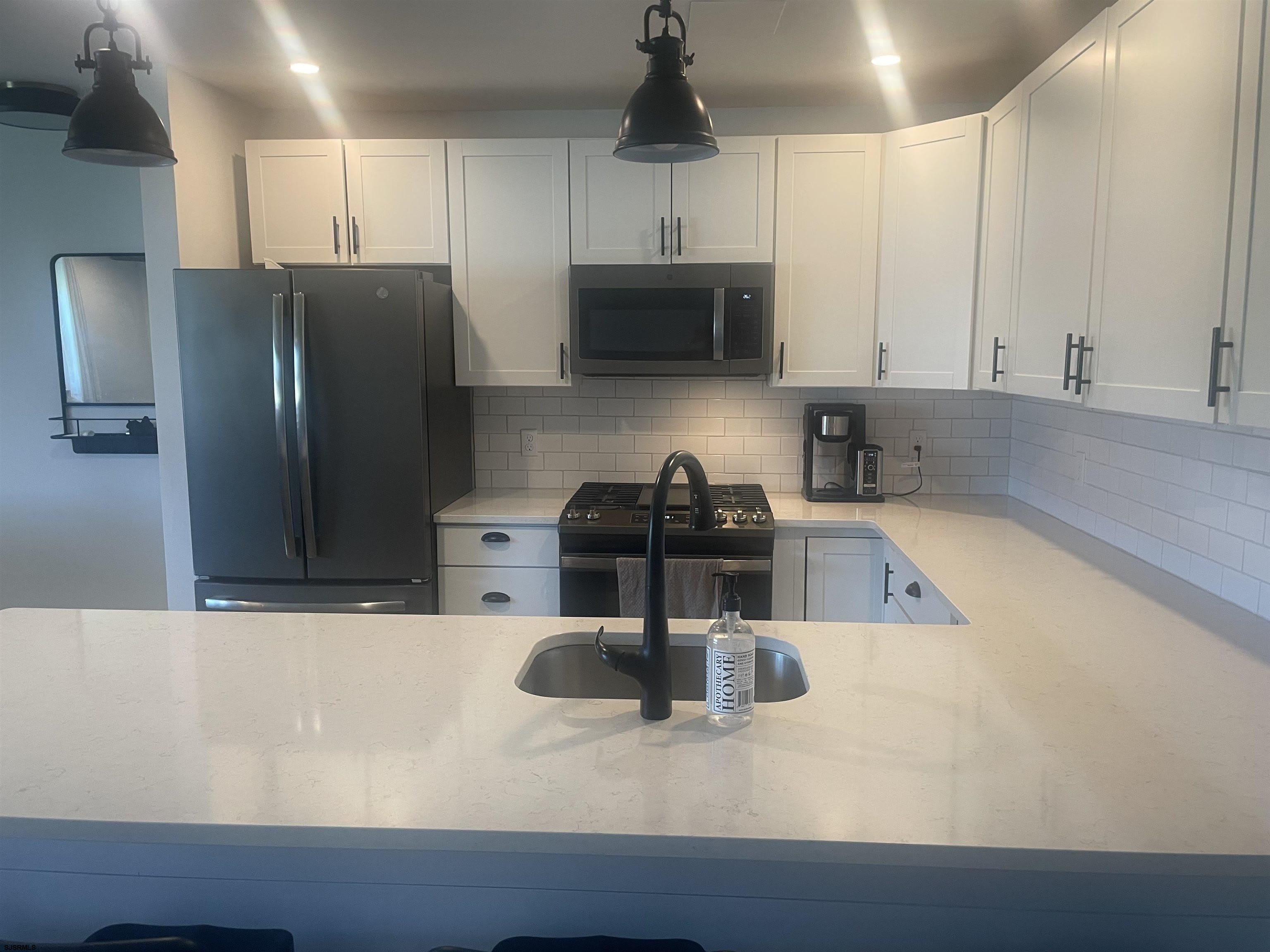 4901 Harbor Beach Blvd – photo 2
