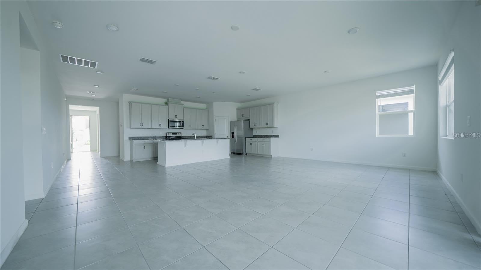 1194 BOARDWALK Place – photo 3