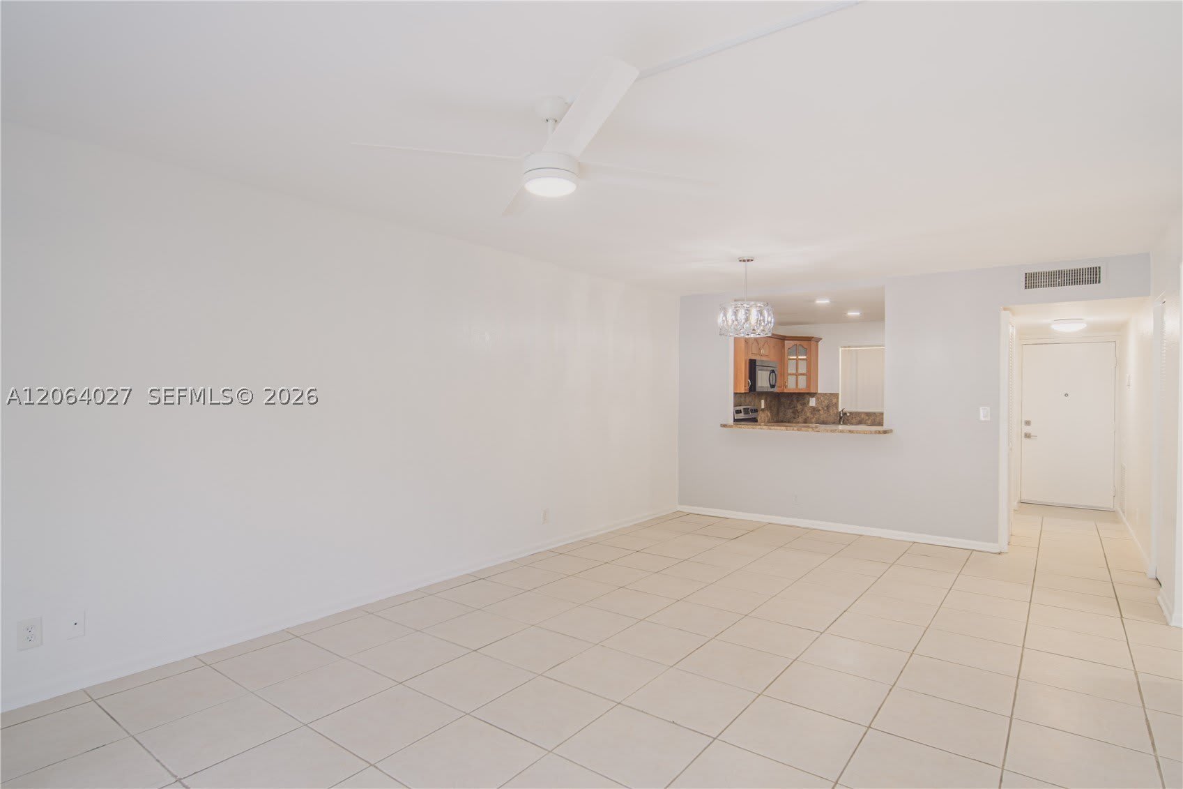 2830 Riverside Dr – photo 2