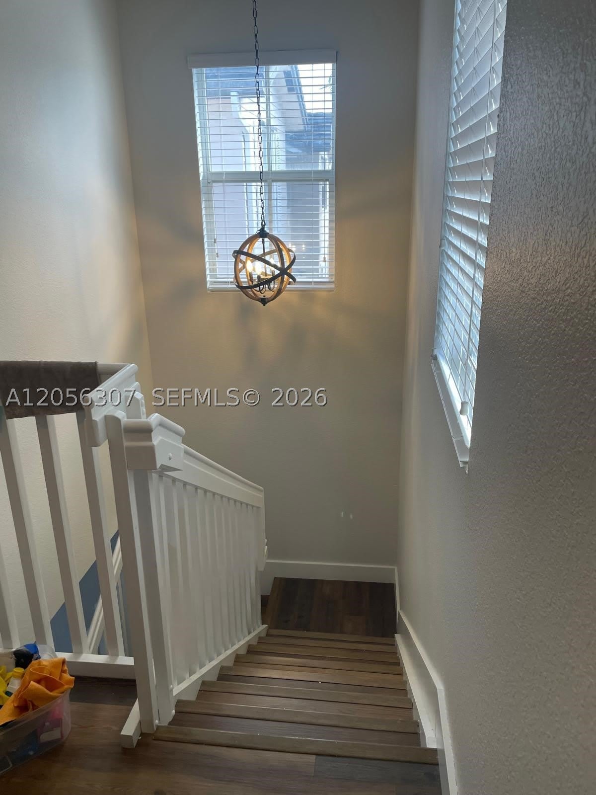 153 SE 28th Pl – photo 2