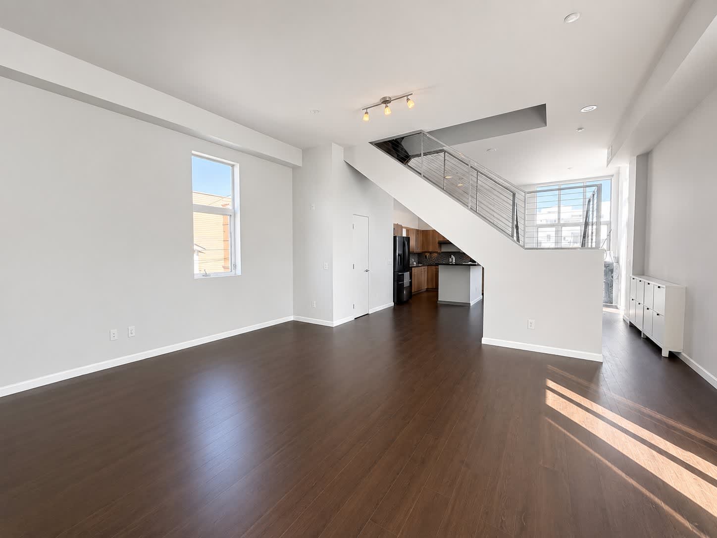 989 Sigsbee St – photo 2