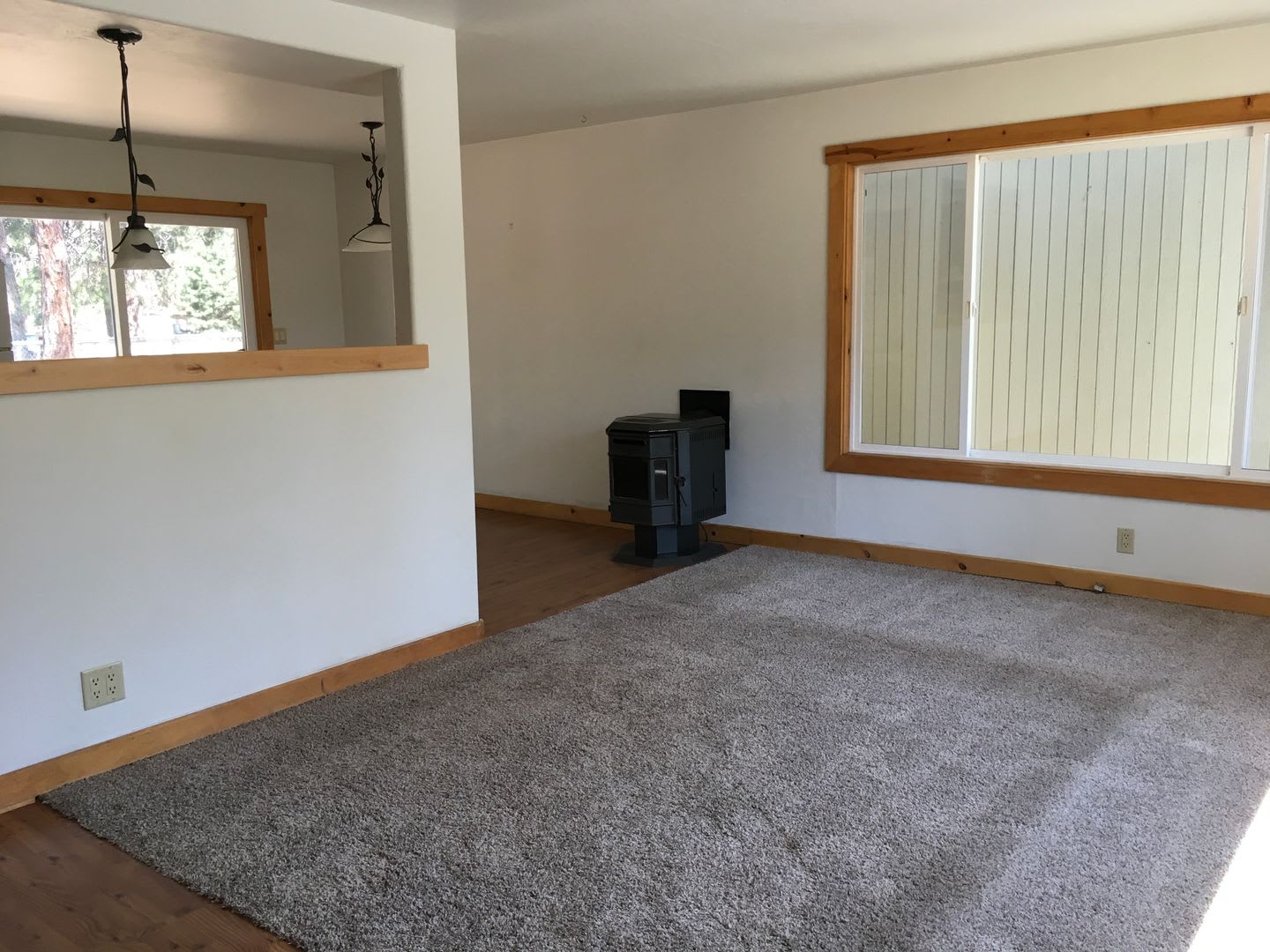 Hide Away Home on Large Lot 60149 Cheyenne Rd, Bend OR 97702 – photo 2