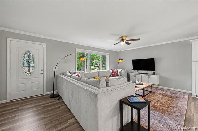 2104 Highfield Road – photo 4