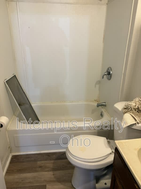 325 Hayes Ave – photo 5