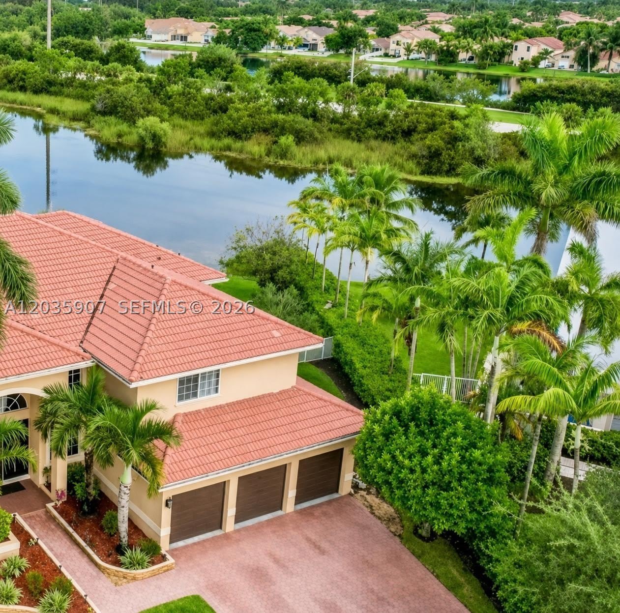 1333 SW 175th Way – photo 2