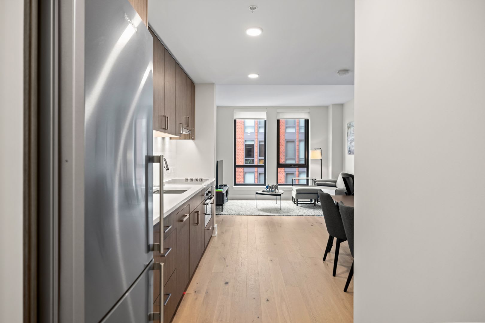 Avidian Condo 1 Bed 1 Bath 665 Sf Rental Parking Only – photo 3