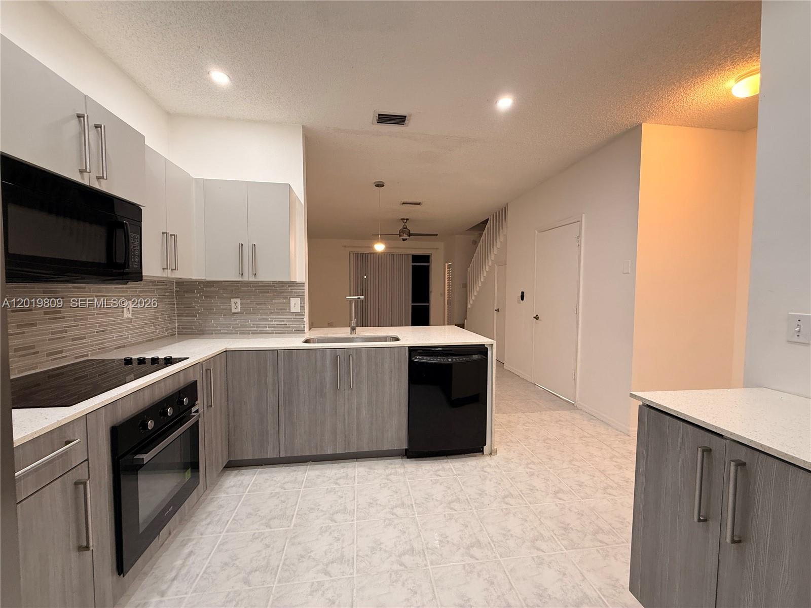 2078 Madeira Drive – photo 3
