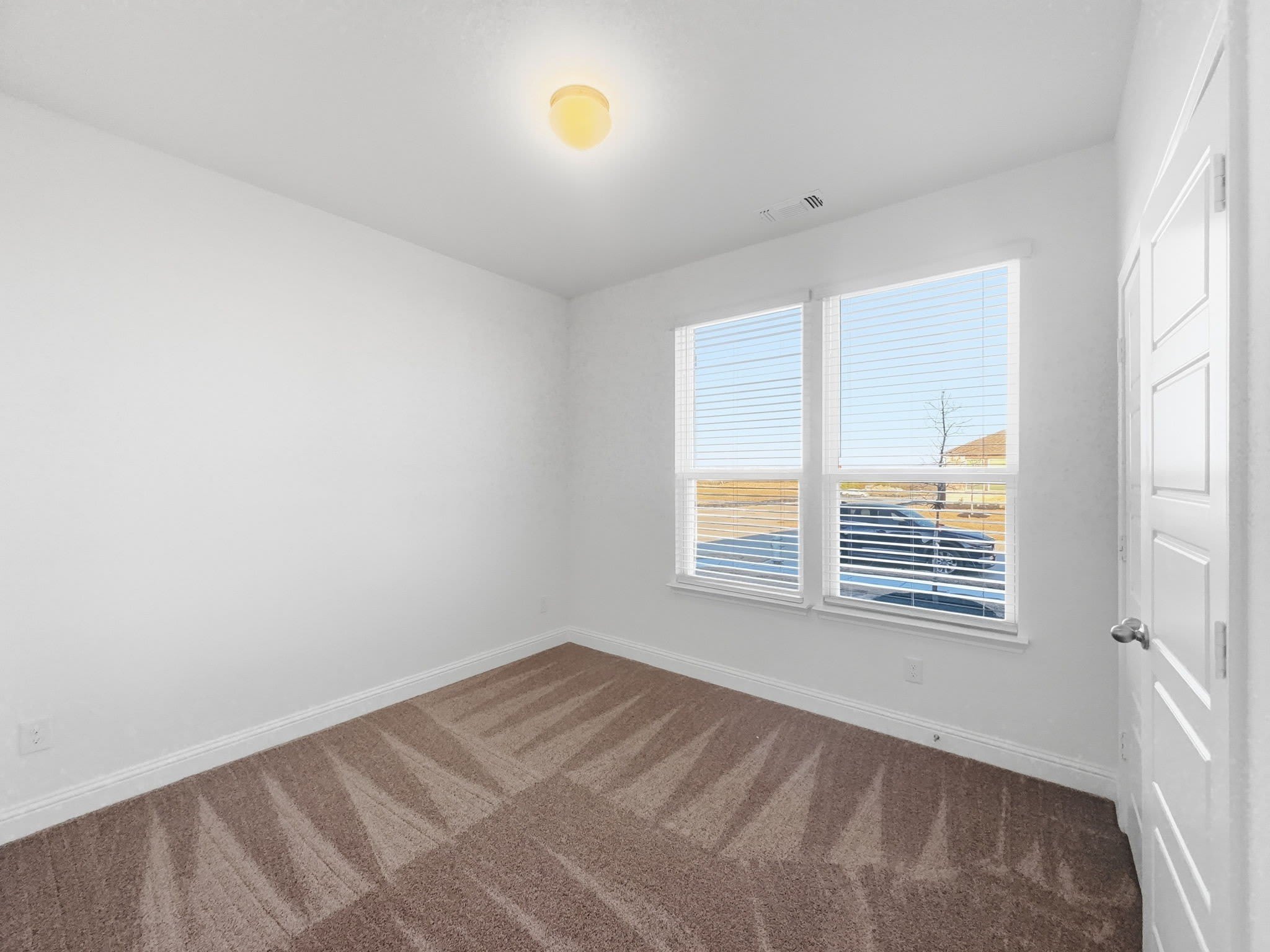 622 Saxony Drive – photo 3