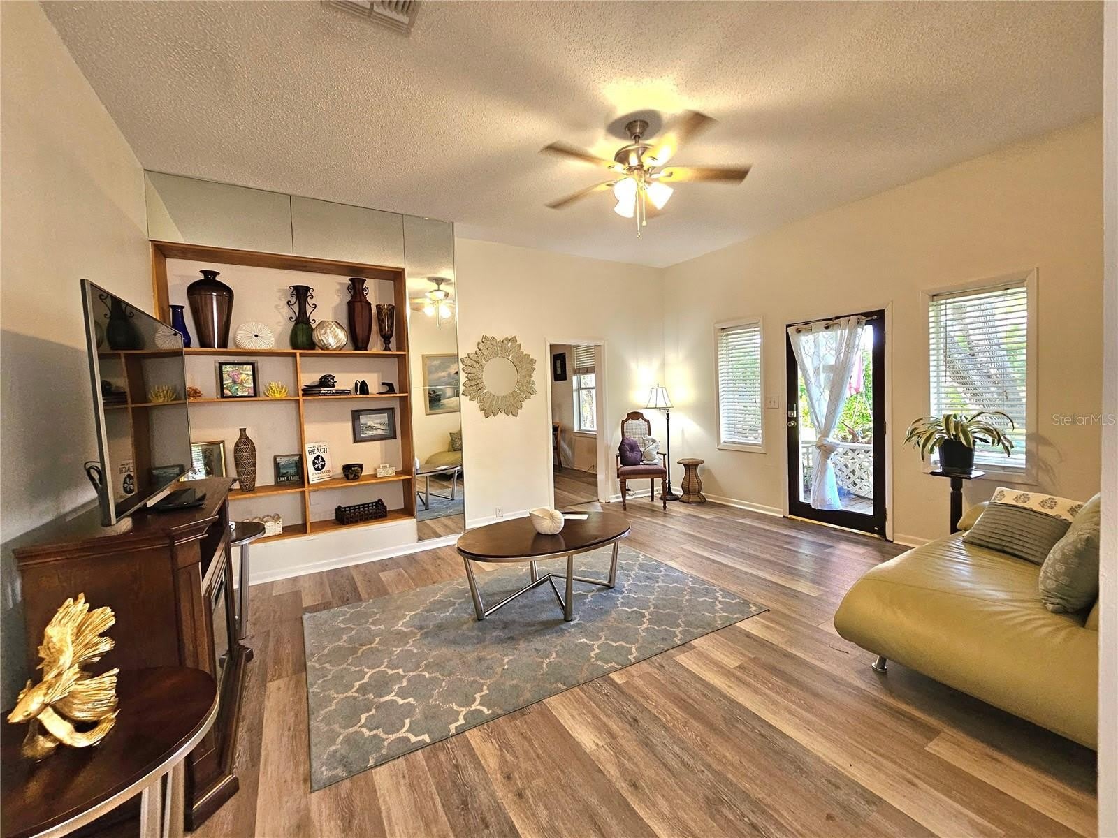 1500 N OSCEOLA Avenue – photo 2