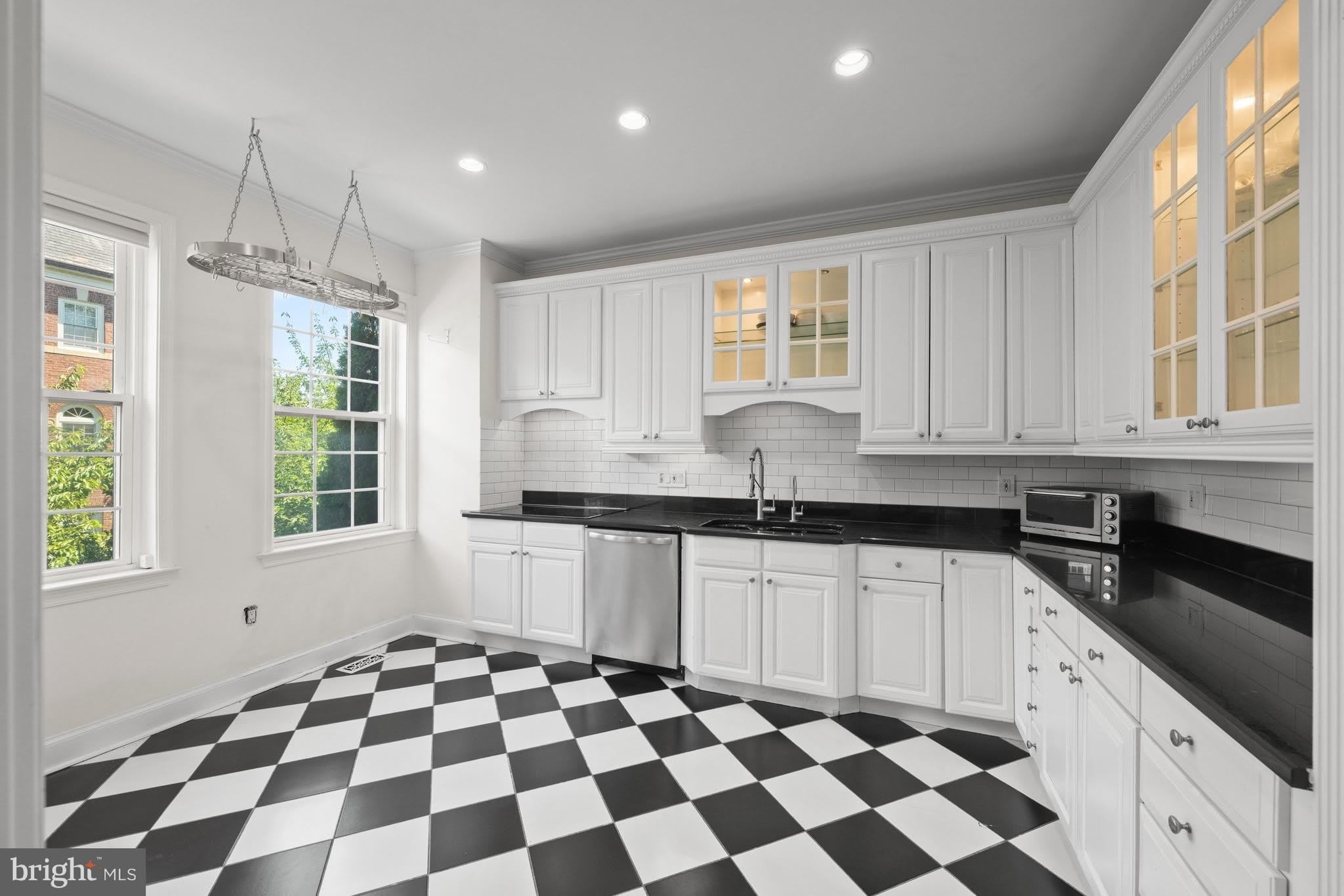 3545 WINFIELD Lane NW – photo 3