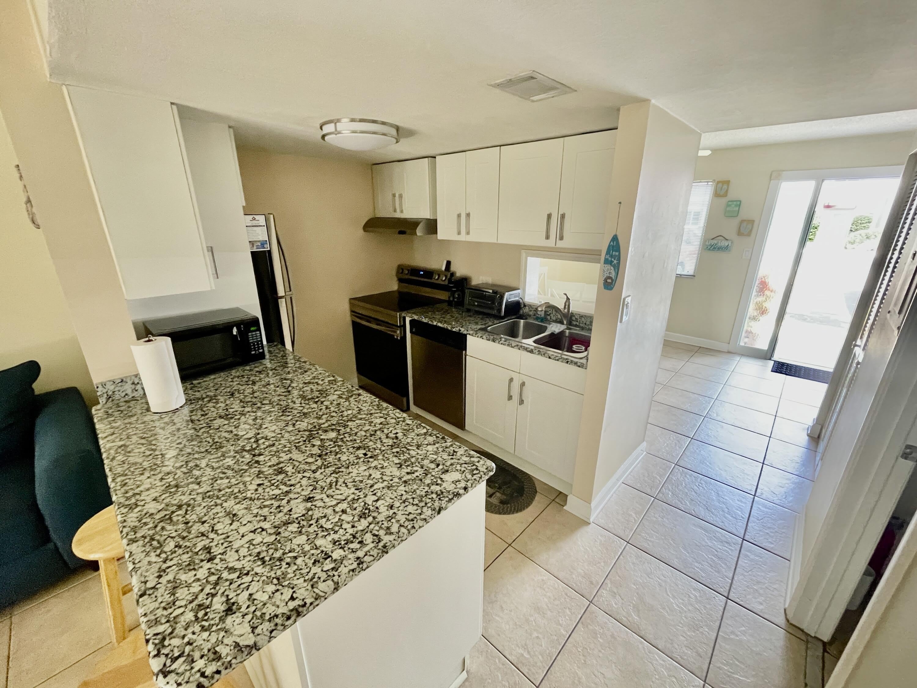 239 Seaport Boulevard – photo 3