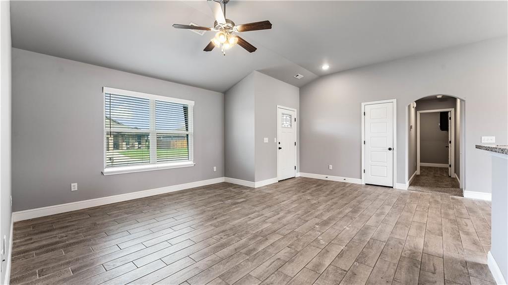 200 Post Oak Ave – photo 3