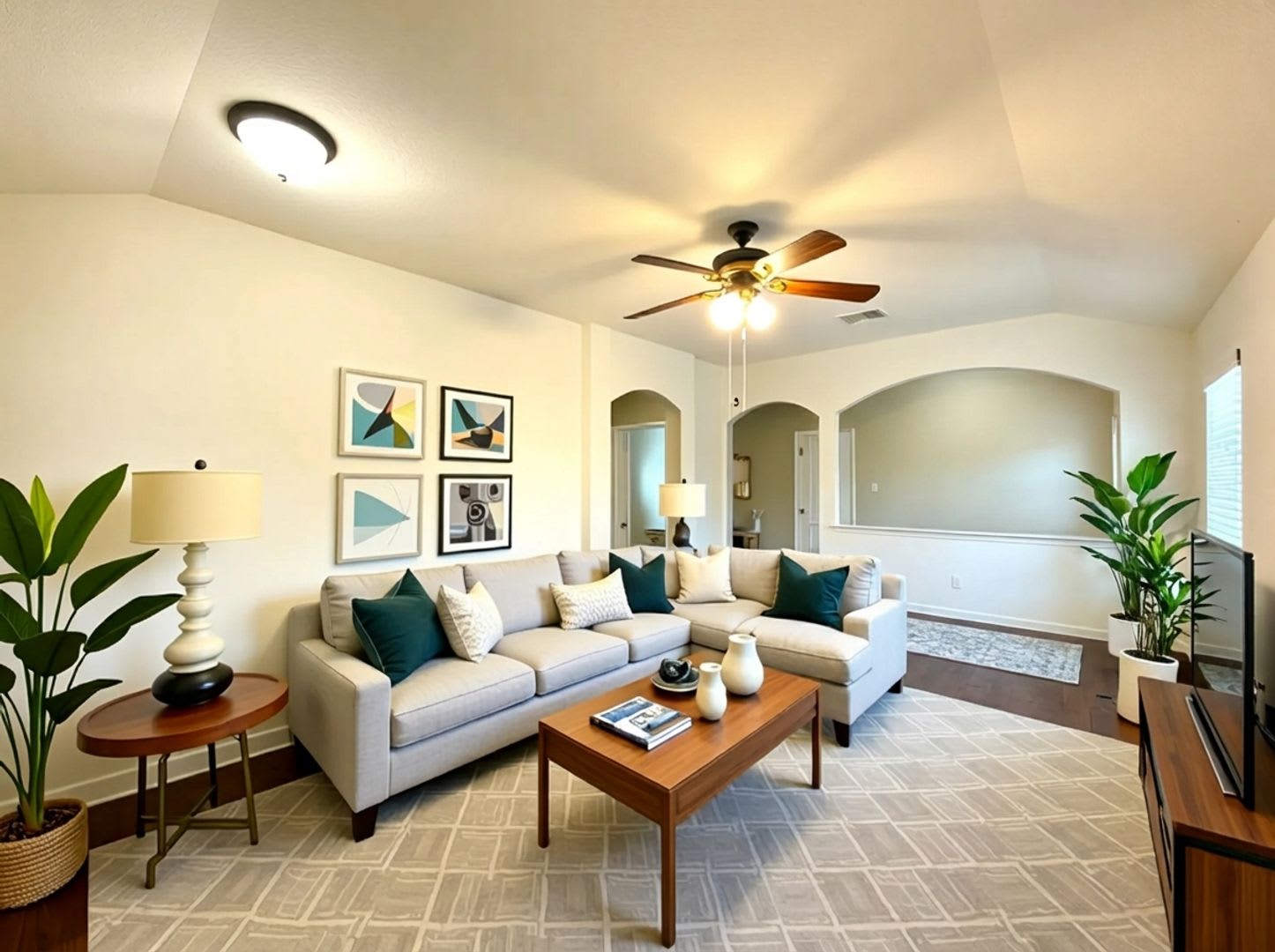 Application Received Coming Soon Move In Special Charming 3 Bedroom Home In Prime New Braunfels Location – photo 4