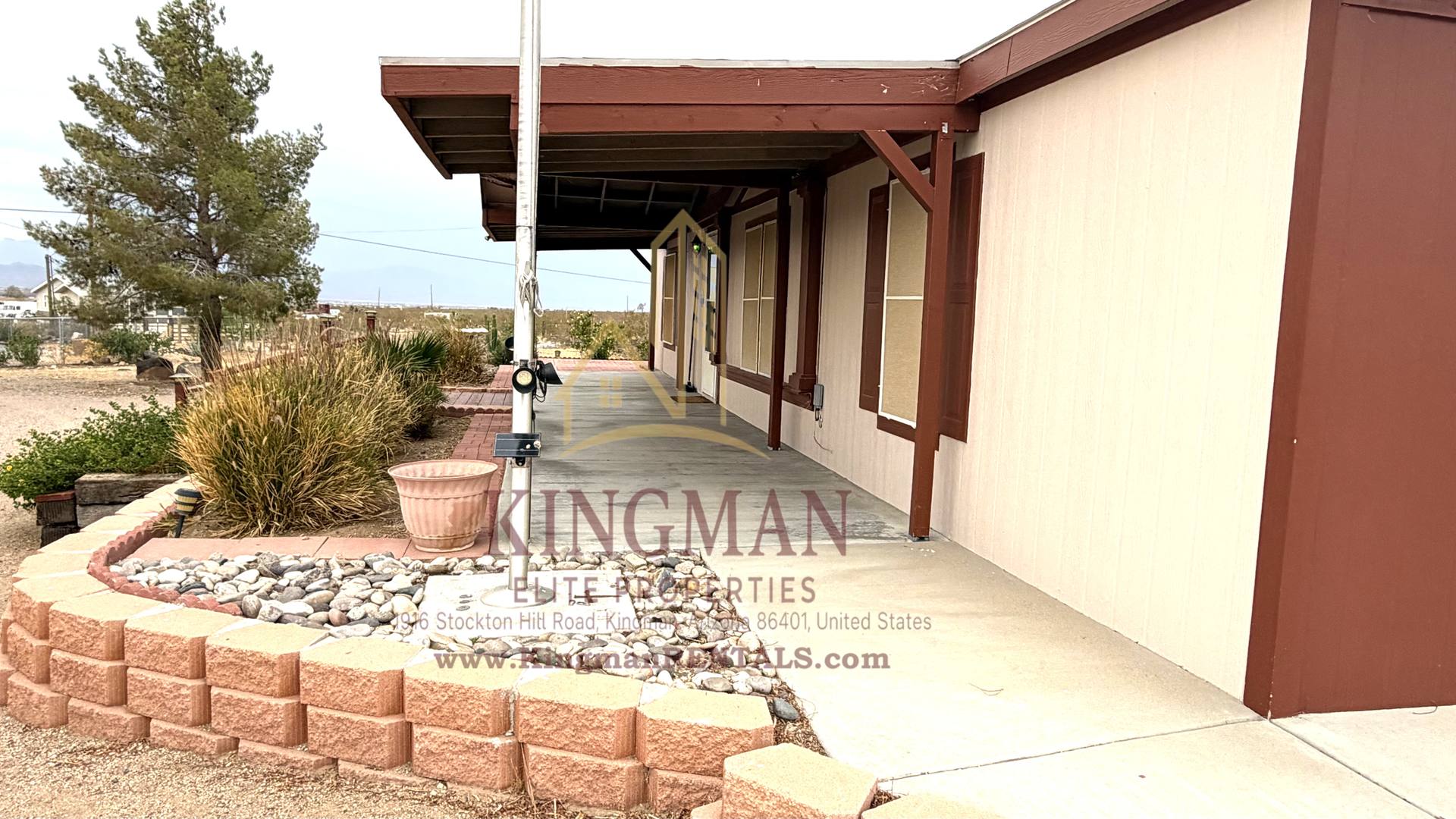 Peaceful Country Living with Spectacular Views – photo 3