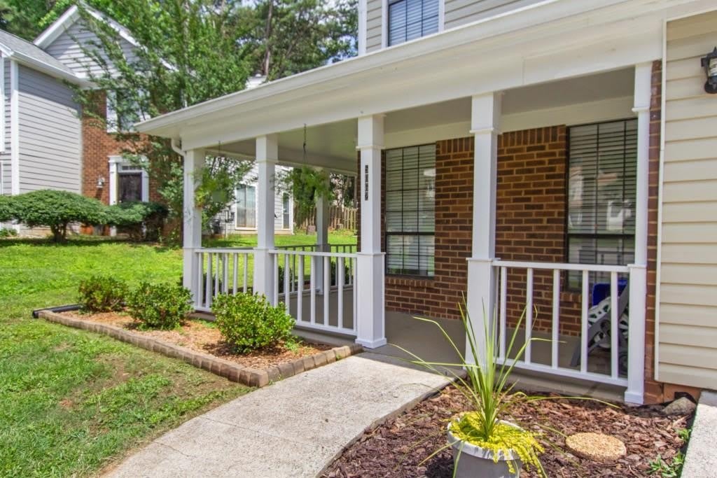 5062 Leland Drive – photo 2